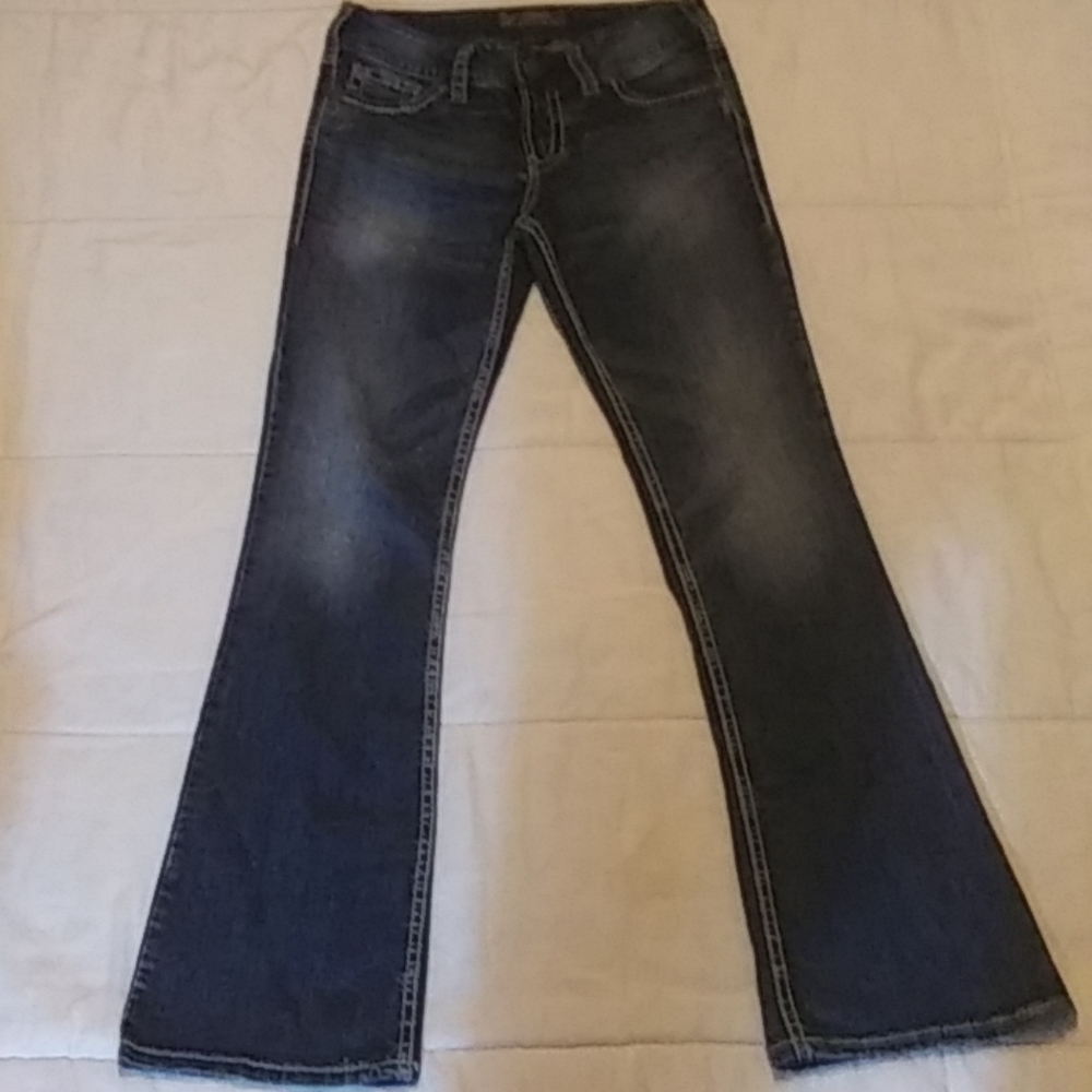 Silver Suki Boot 27x32 Embroidered Flaps